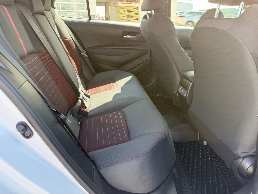 Toyota Corolla SE Upgrade 2026 à Grand-Sault, Nouveau-Brunswick - 12 - w1024h768px