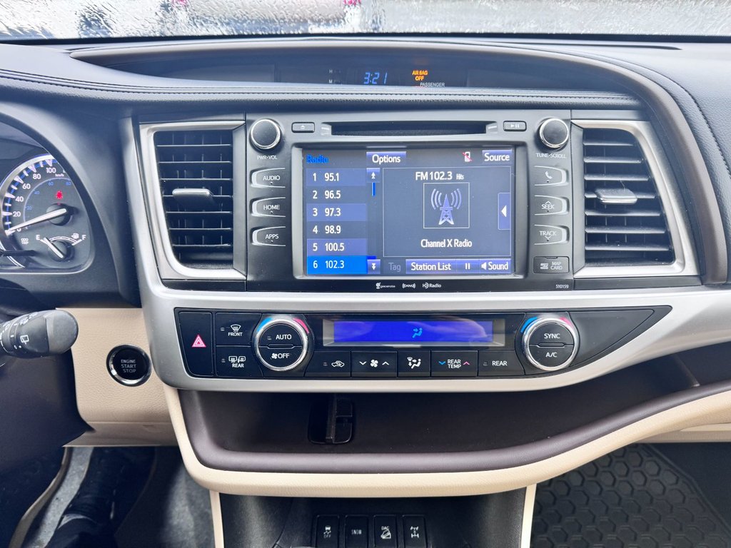 2016 Toyota Highlander XLE in Grand Falls, New Brunswick - 19 - w1024h768px