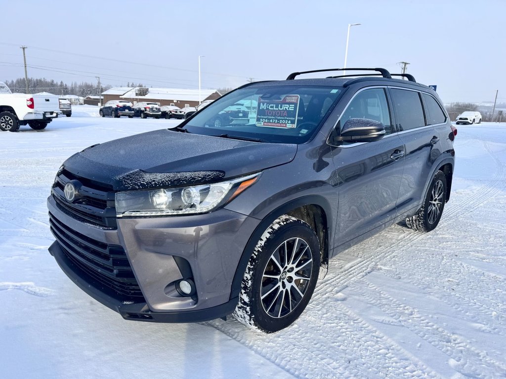 2017 Toyota Highlander in Grand Falls, New Brunswick - 7 - w1024h768px