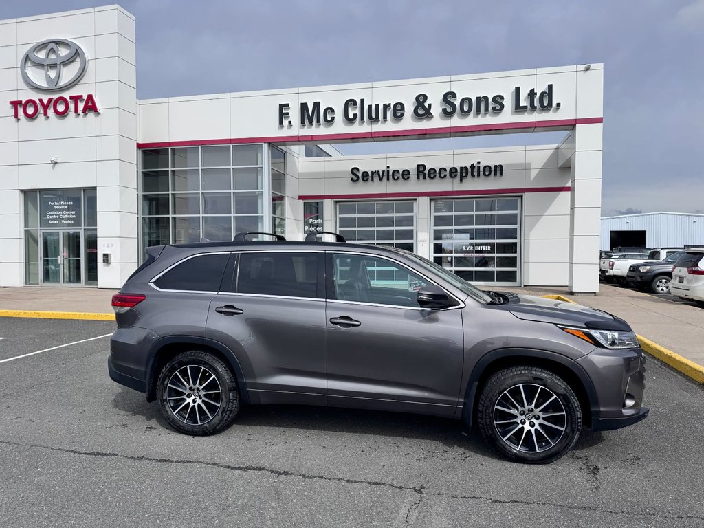 2017 Toyota Highlander XLE in Grand Falls, New Brunswick - 2 - w1024h768px
