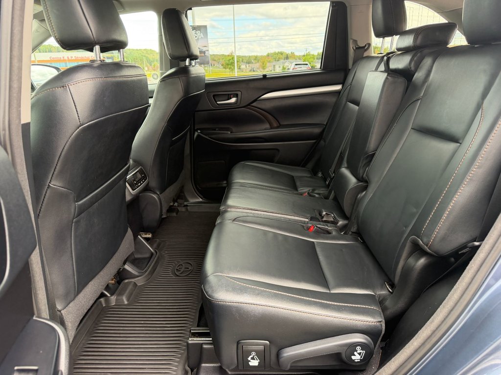 Toyota Highlander XLE 2018 à Grand-Sault, Nouveau-Brunswick - 14 - w1024h768px