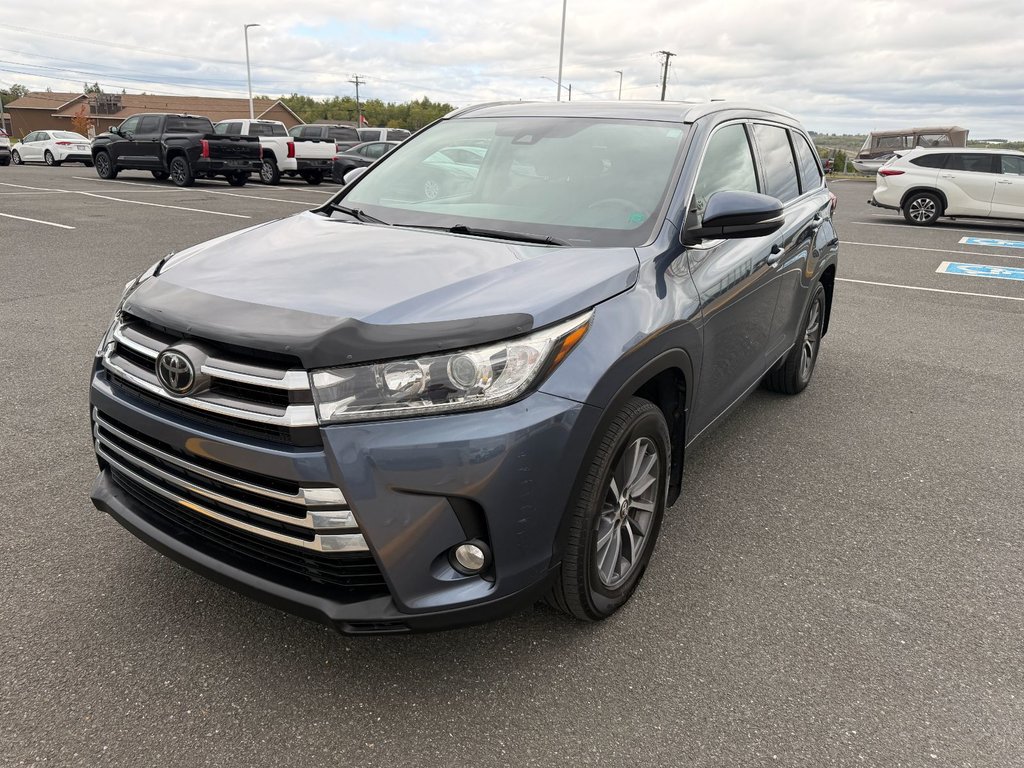 Toyota Highlander XLE 2018 à Grand-Sault, Nouveau-Brunswick - 7 - w1024h768px