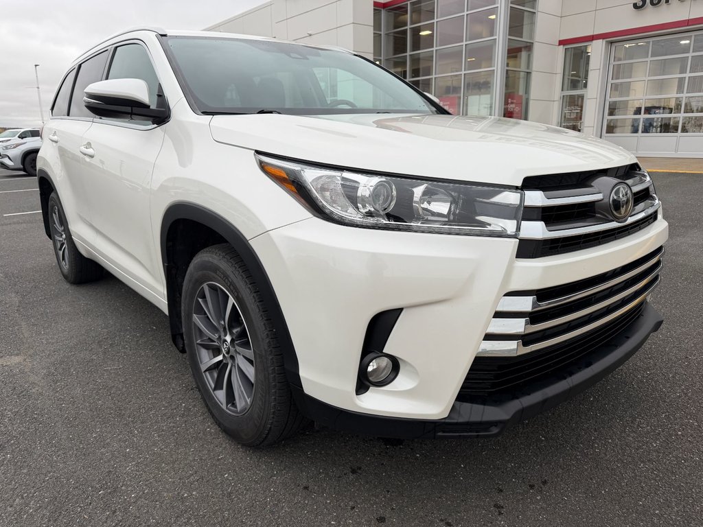 Toyota Highlander XLE 2018 à Grand-Sault, Nouveau-Brunswick - 9 - w1024h768px