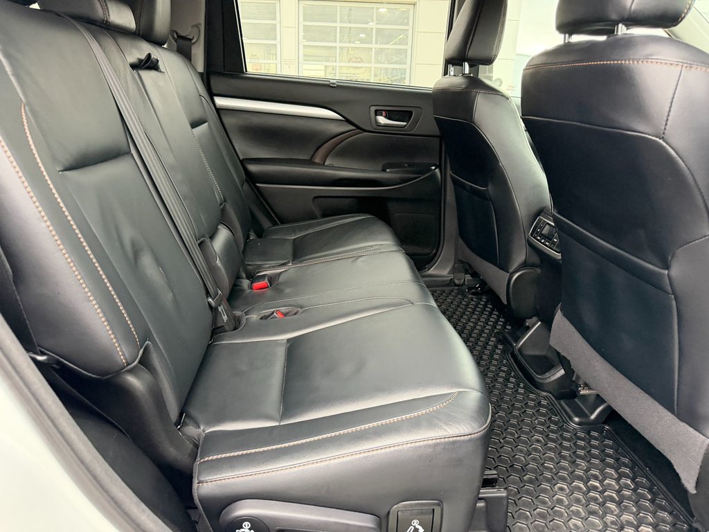 Toyota Highlander XLE 2018 à Grand-Sault, Nouveau-Brunswick - 11 - w1024h768px