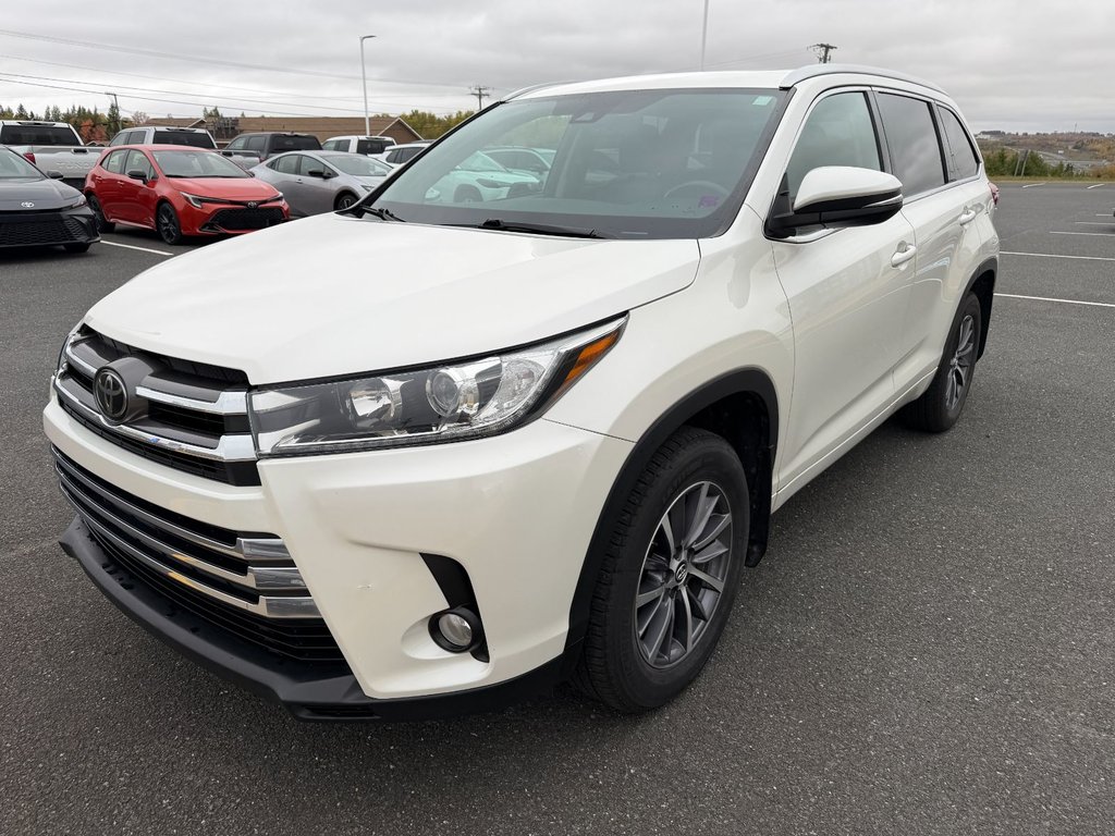 Toyota Highlander XLE 2018 à Grand-Sault, Nouveau-Brunswick - 7 - w1024h768px