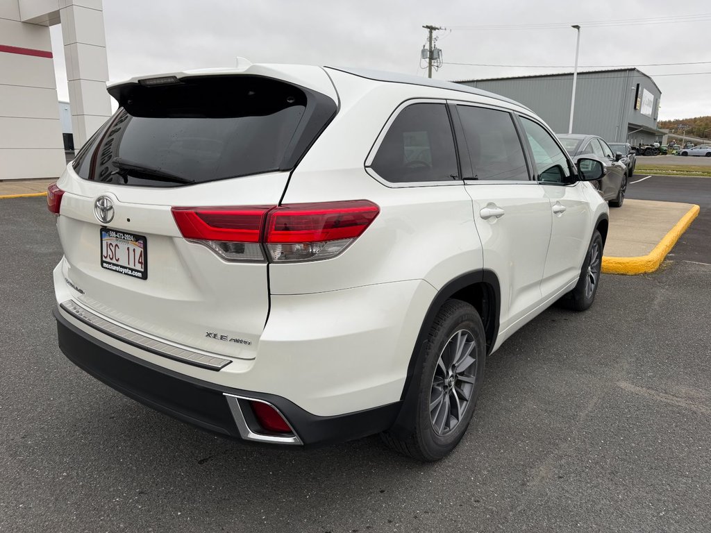 Toyota Highlander XLE 2018 à Grand-Sault, Nouveau-Brunswick - 3 - w1024h768px