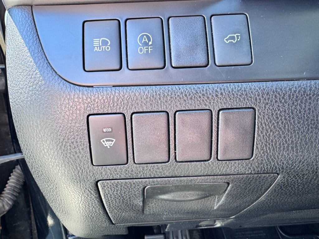 2019 Toyota Highlander XLE SR in Grand Falls, New Brunswick - 16 - w1024h768px