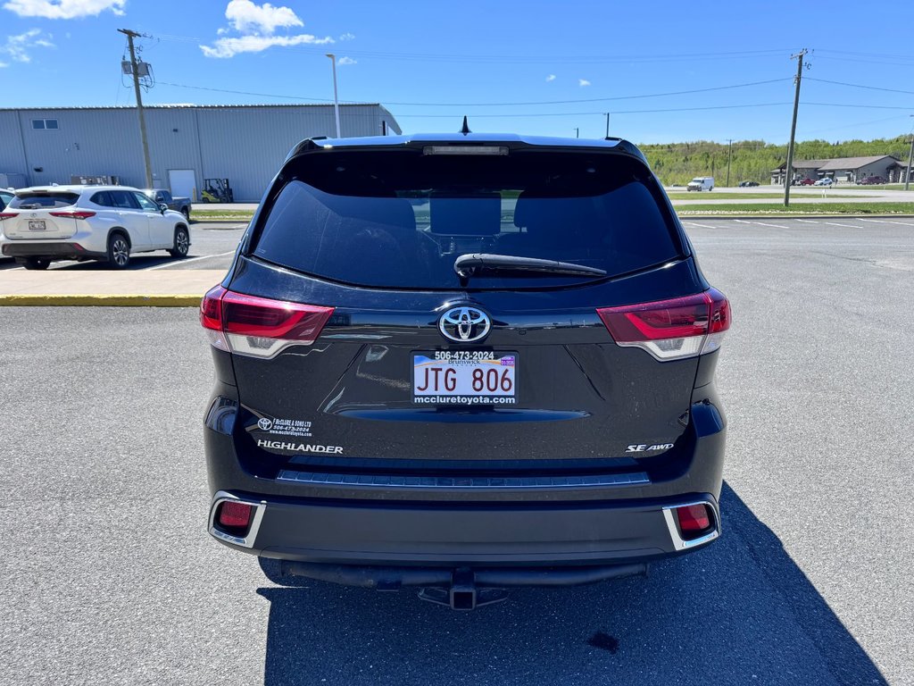 2019 Toyota Highlander XLE SR in Grand Falls, New Brunswick - 4 - w1024h768px