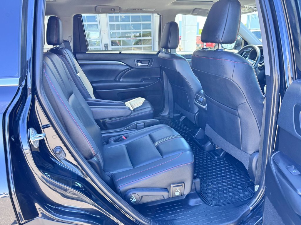 2019 Toyota Highlander XLE SR in Grand Falls, New Brunswick - 11 - w1024h768px