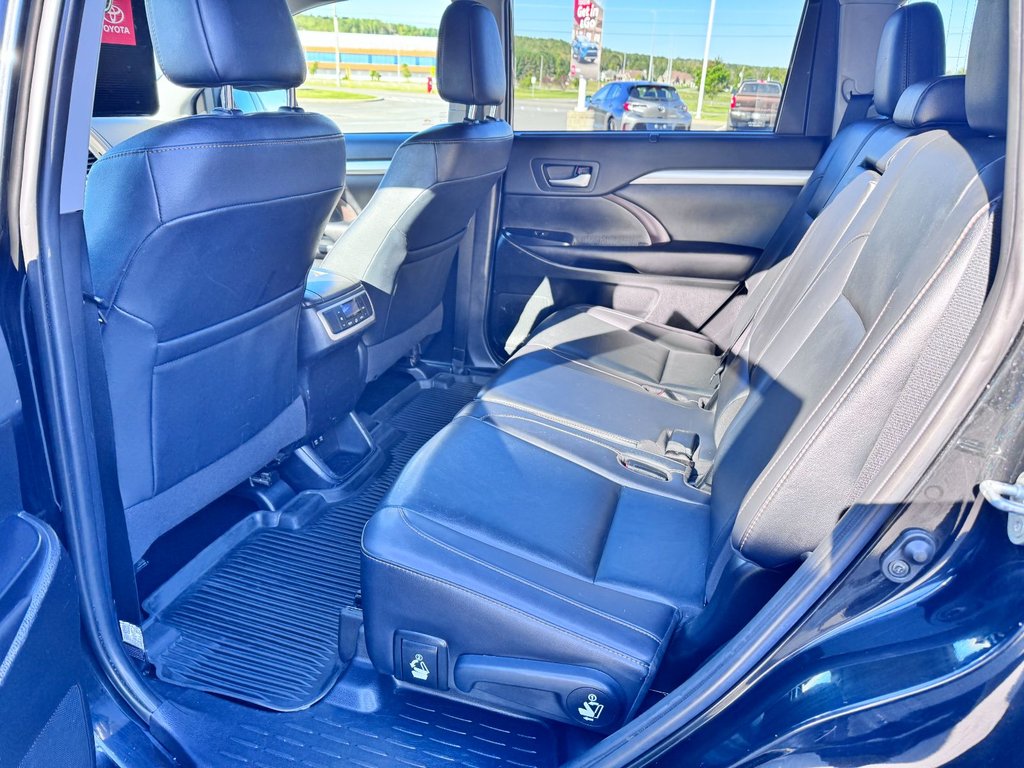 Toyota Highlander XLE 2019 à Grand-Sault, Nouveau-Brunswick - 13 - w1024h768px