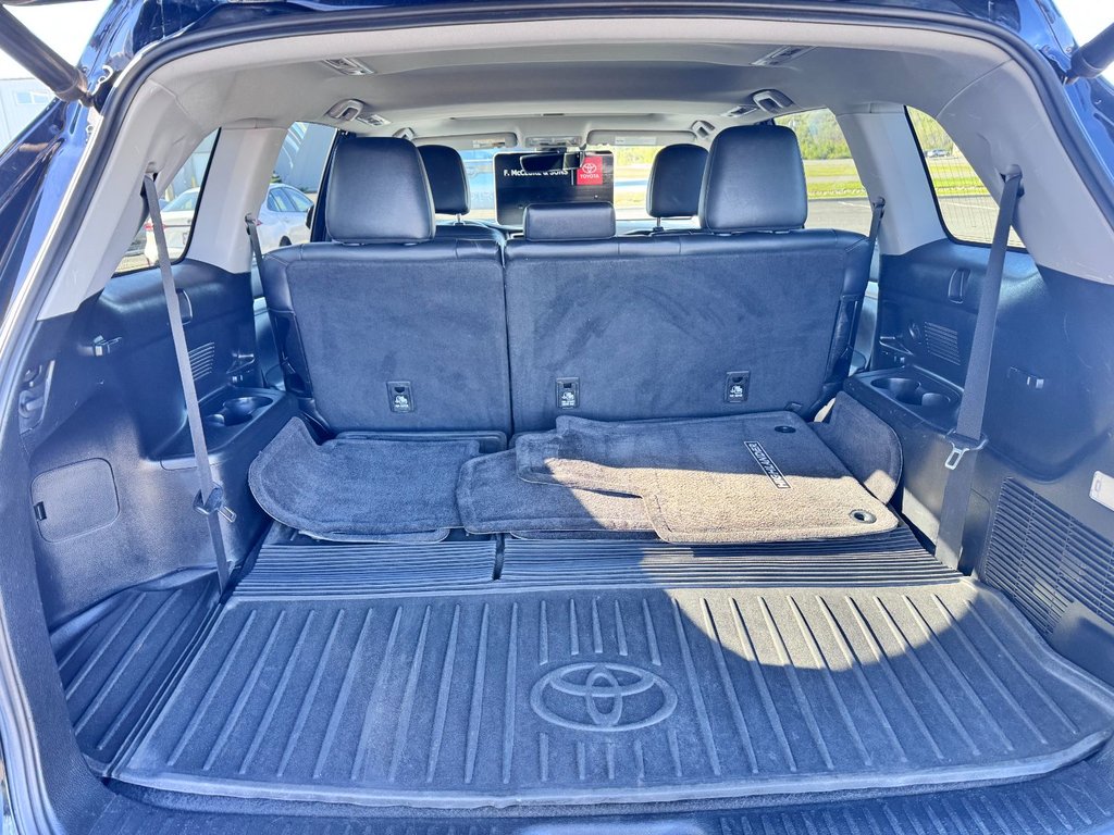 Toyota Highlander XLE 2019 à Grand-Sault, Nouveau-Brunswick - 14 - w1024h768px