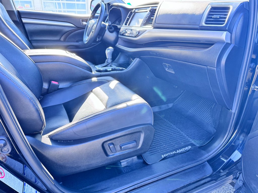 Toyota Highlander XLE 2019 à Grand-Sault, Nouveau-Brunswick - 9 - w1024h768px