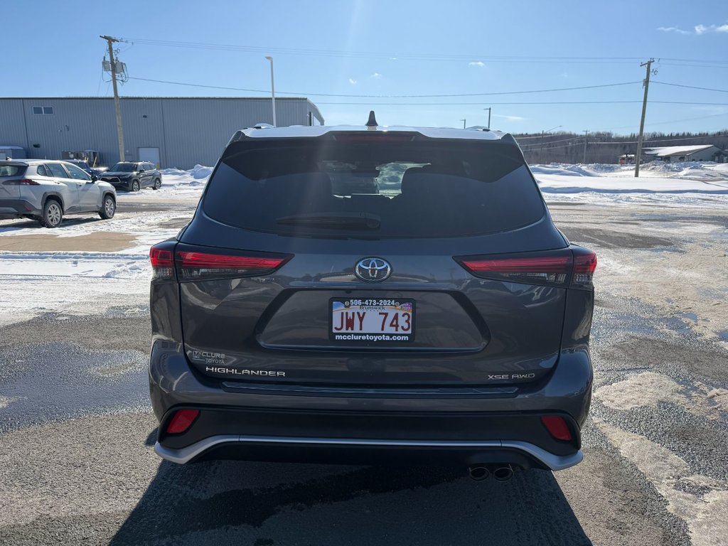 2021 Toyota Highlander XSE in Grand Falls, New Brunswick - 4 - w1024h768px