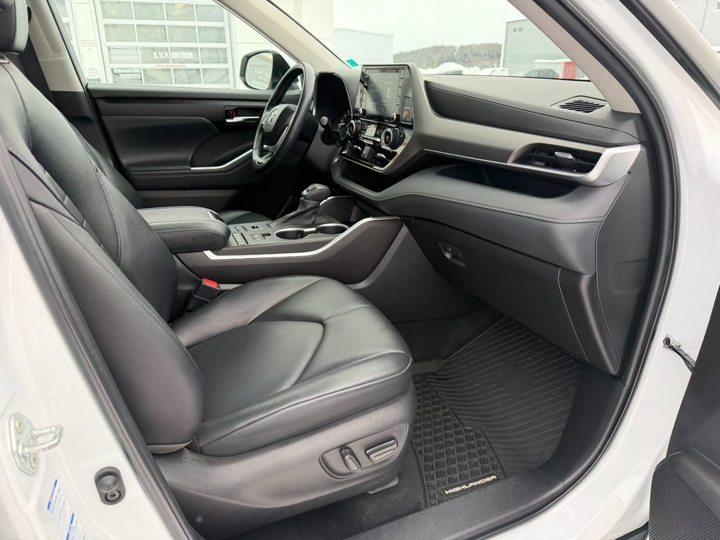 2022 Toyota Highlander XLE in Grand Falls, New Brunswick - 10 - w1024h768px