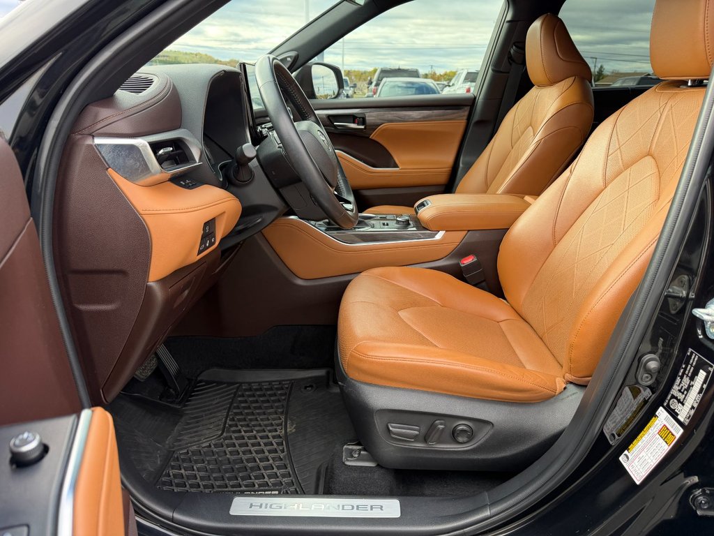 2022 Toyota Highlander Limited in Grand Falls, New Brunswick - 16 - w1024h768px