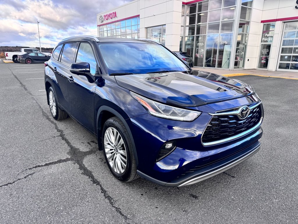 2023 Toyota Highlander PLATINUM in Grand Falls, New Brunswick - 9 - w1024h768px