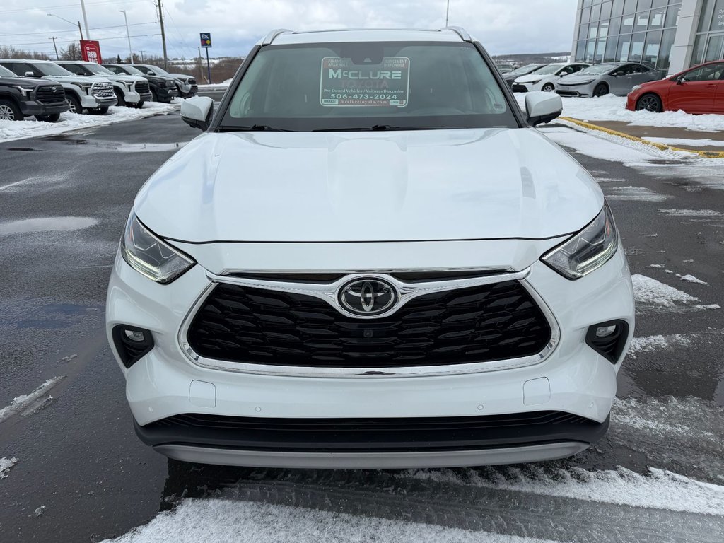 2023 Toyota Highlander Platinum in Grand Falls, New Brunswick - 8 - w1024h768px