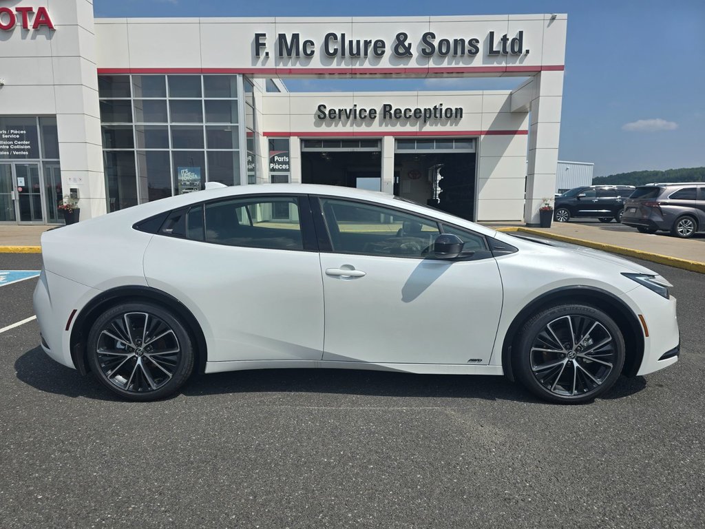 2025 Toyota Prius XLE AWD in Grand Falls, New Brunswick - 3 - w1024h768px
