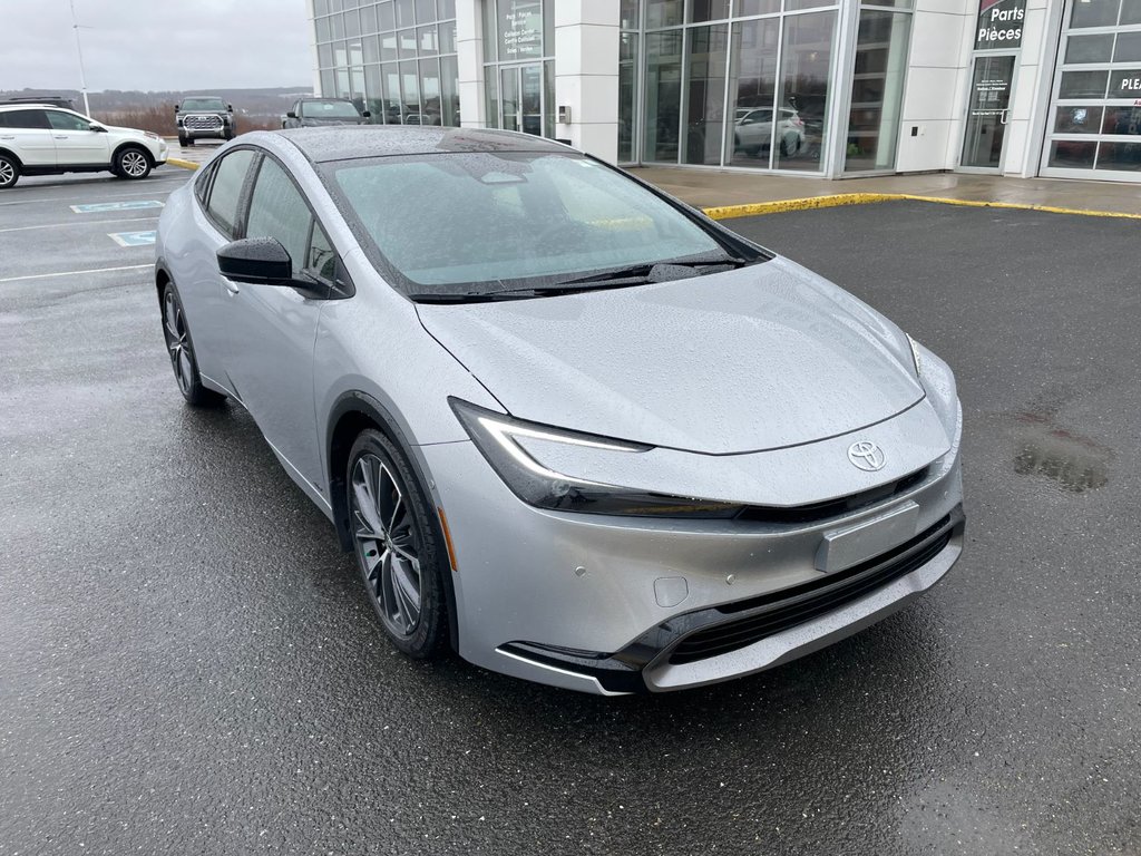 Toyota Prius LIMITED AWD 2026 à Grand-Sault, Nouveau-Brunswick - 9 - w1024h768px