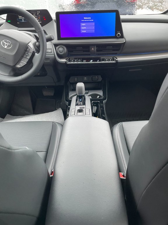 Toyota Prius LIMITED AWD 2026 à Grand-Sault, Nouveau-Brunswick - 14 - w1024h768px