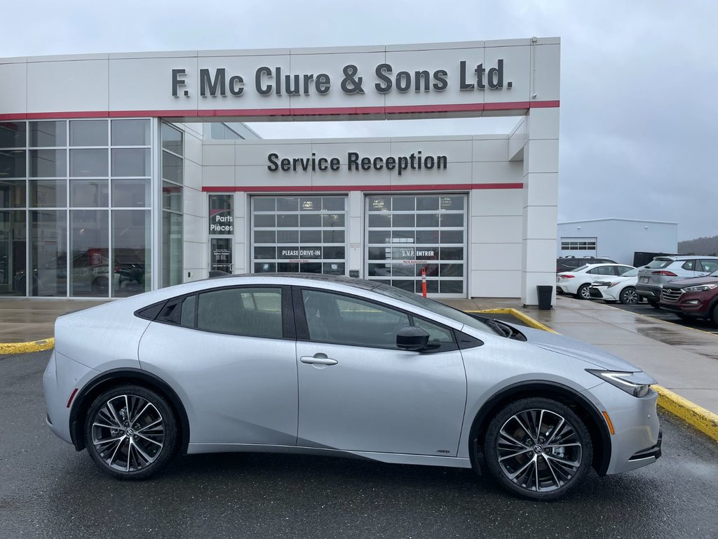 Toyota Prius LIMITED AWD 2026 à Grand-Sault, Nouveau-Brunswick - 1 - w1024h768px