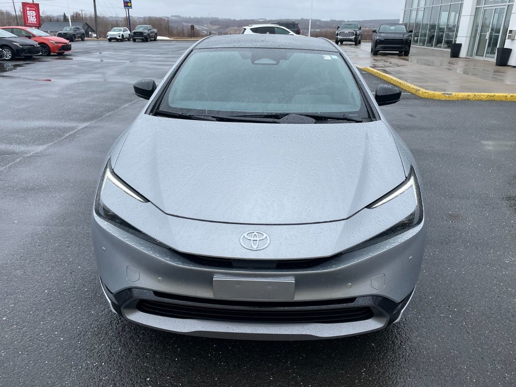 Toyota Prius LIMITED AWD 2026 à Grand-Sault, Nouveau-Brunswick - 8 - w1024h768px