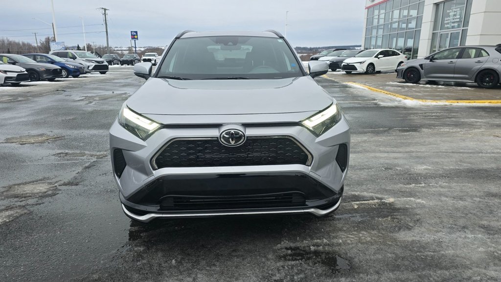 Toyota RAV4 Plug-In Hybrid SE 2025 à Grand-Sault, Nouveau-Brunswick - 9 - w1024h768px