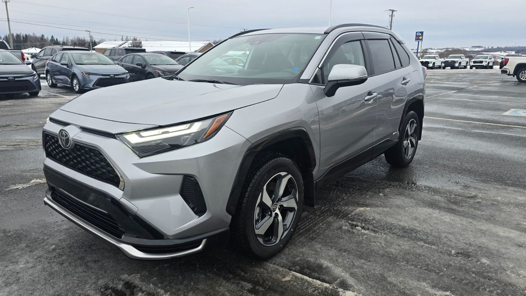 Toyota RAV4 Plug-In Hybrid SE 2025 à Grand-Sault, Nouveau-Brunswick - 8 - w1024h768px