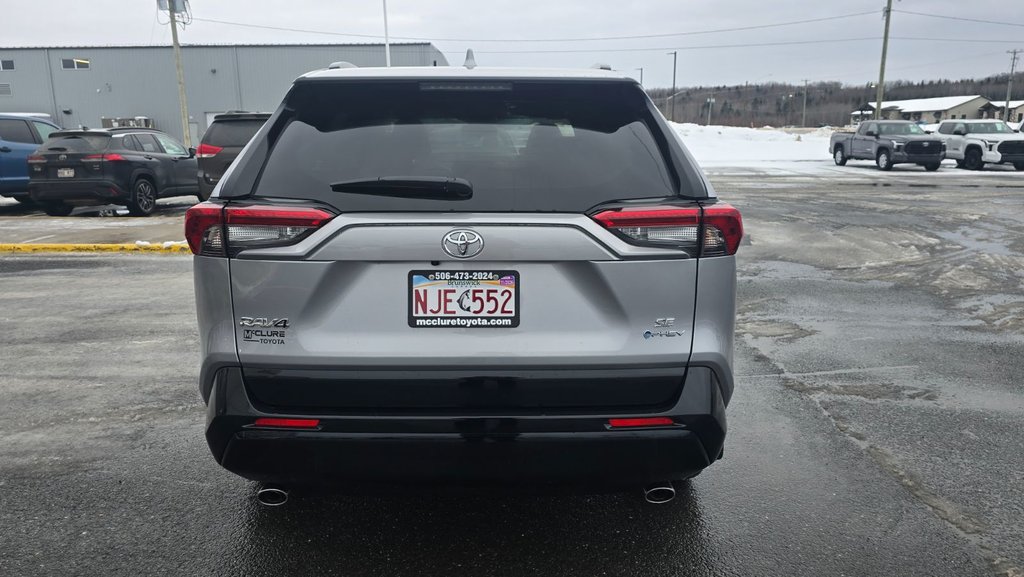 Toyota RAV4 Plug-In Hybrid SE 2025 à Grand-Sault, Nouveau-Brunswick - 5 - w1024h768px