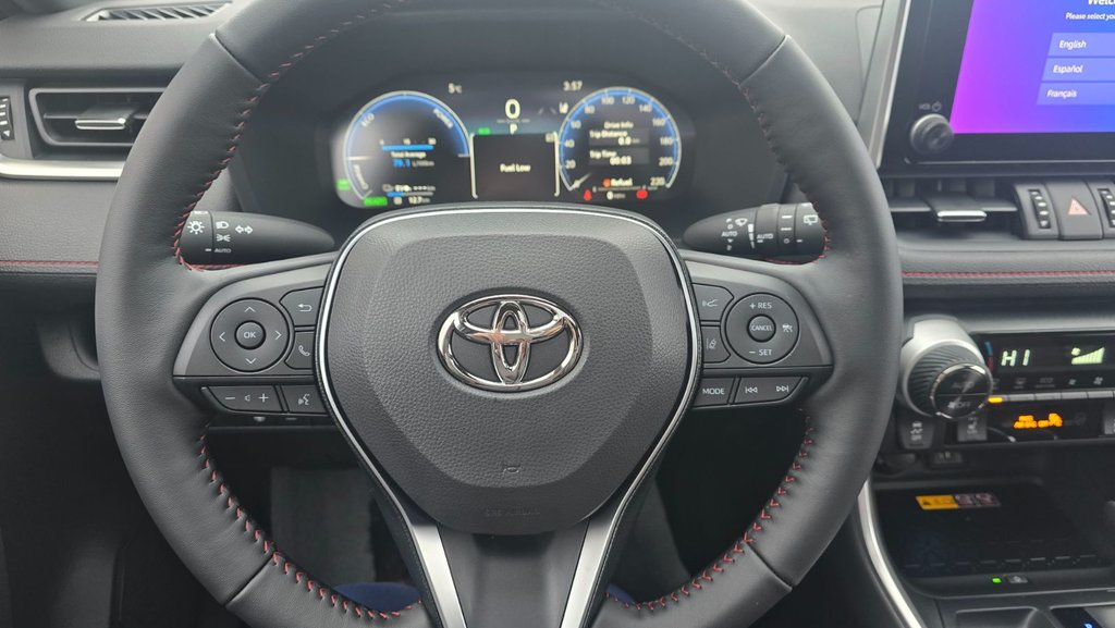 Toyota RAV4 Plug-In Hybrid XSE 2025 à Grand-Sault, Nouveau-Brunswick - 15 - w1024h768px