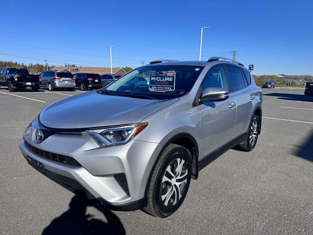 2016 Toyota RAV4 LE in Grand Falls, New Brunswick - 7 - w1024h768px