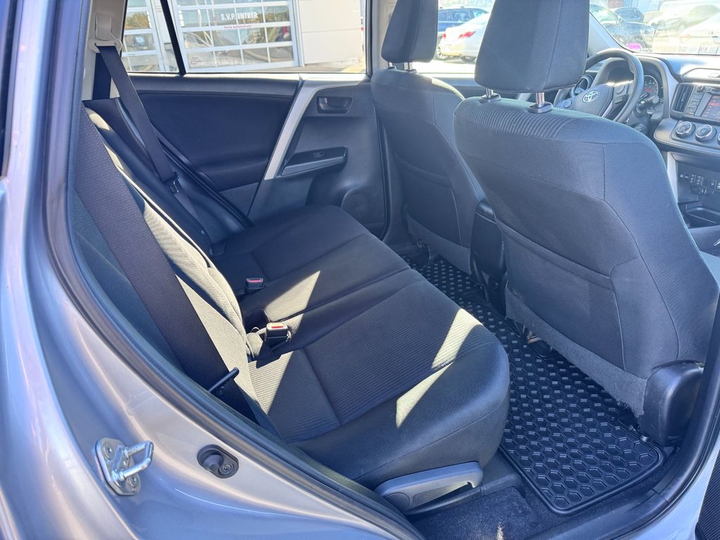 2016 Toyota RAV4 LE in Grand Falls, New Brunswick - 11 - w1024h768px