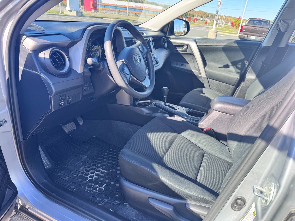 2016 Toyota RAV4 LE in Grand Falls, New Brunswick - 14 - w1024h768px