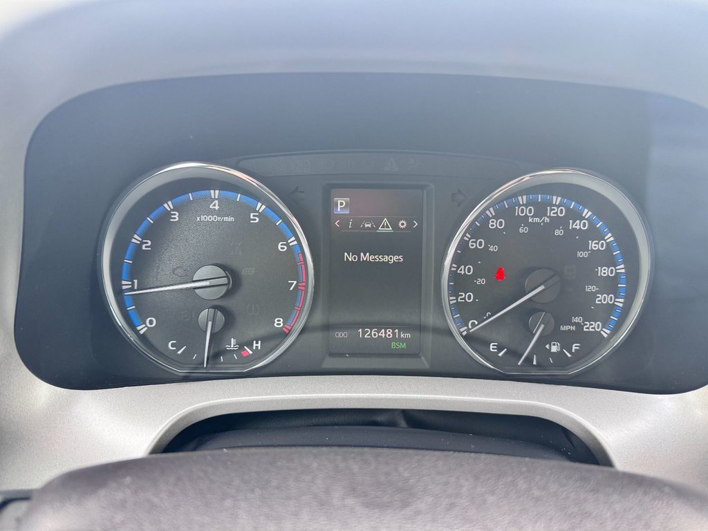 2018 Toyota RAV4 XLE in Grand Falls, New Brunswick - 18 - w1024h768px