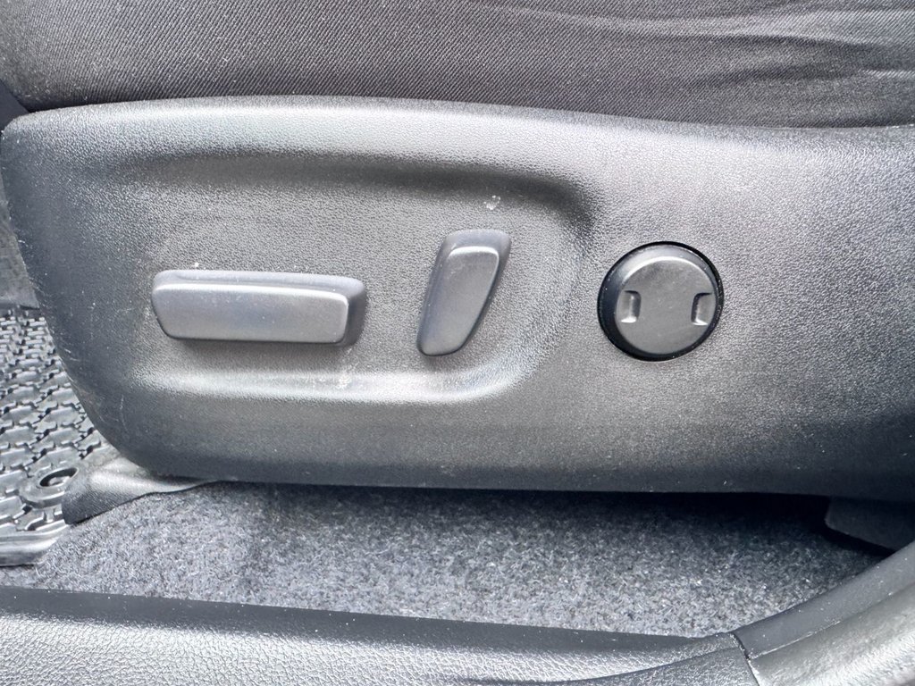 2018 Toyota RAV4 XLE in Grand Falls, New Brunswick - 17 - w1024h768px