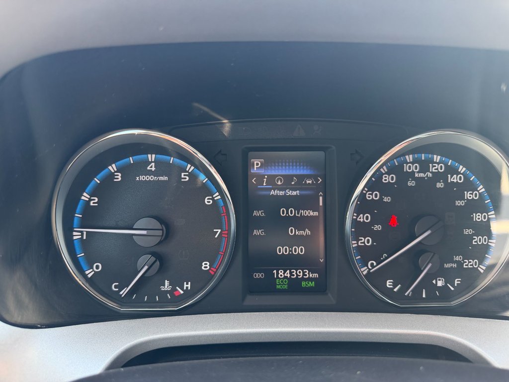 2018 Toyota RAV4 Limited in Grand Falls, New Brunswick - 16 - w1024h768px