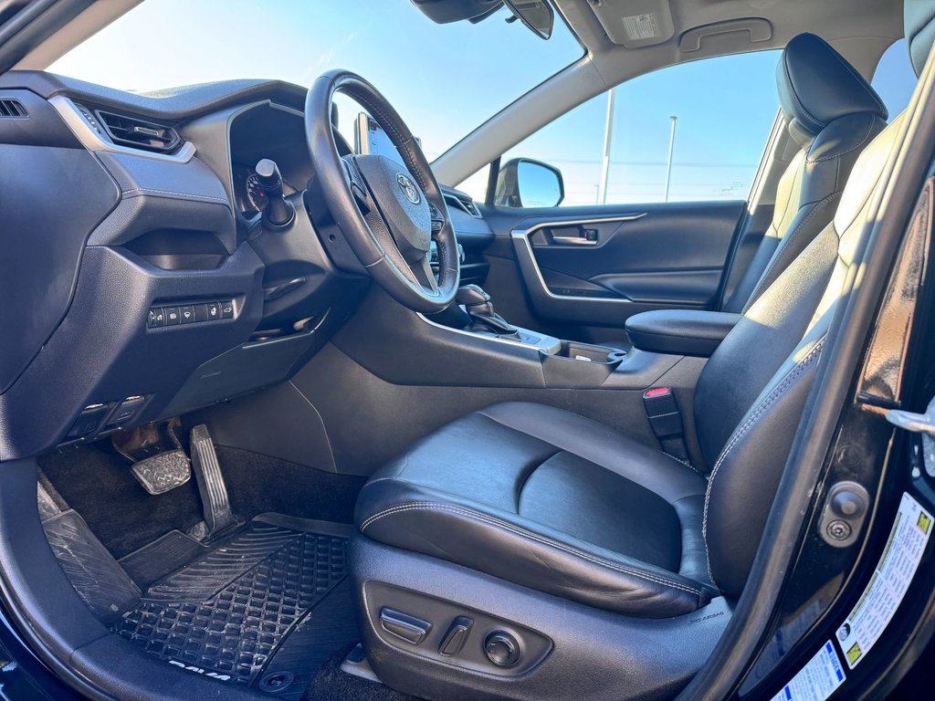 2019 Toyota RAV4 XLE PREMIUM in Grand Falls, New Brunswick - 15 - w1024h768px