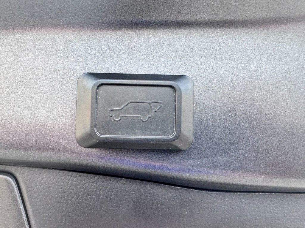 Toyota RAV4 XLE 2020 à Grand-Sault, Nouveau-Brunswick - 13 - w1024h768px