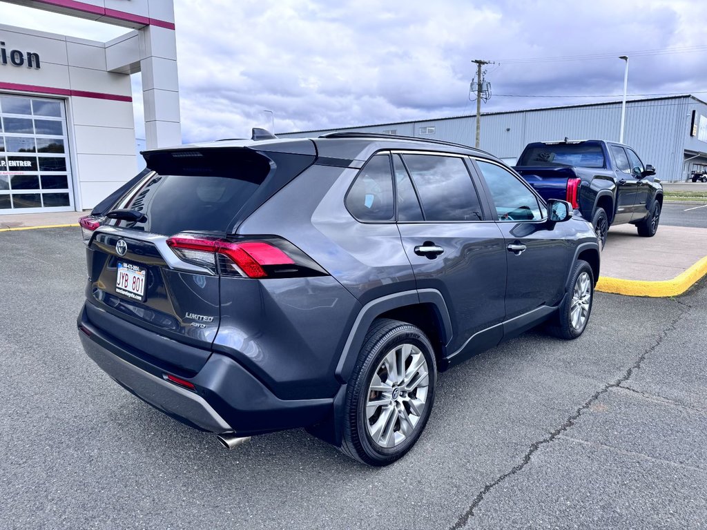 RAV4 LIMITED 2021 à Grand-Sault, Nouveau-Brunswick - 4 - w1024h768px