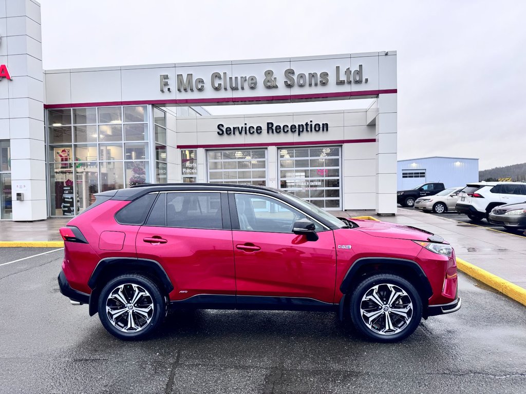 2021  RAV4 XSE PLUG IN HYBRID in Grand Falls, New Brunswick - 2 - w1024h768px