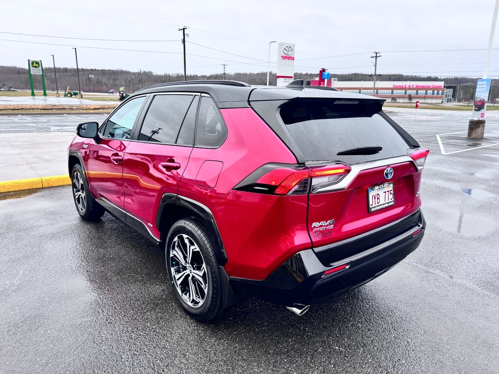 2021  RAV4 XSE PLUG IN HYBRID in Grand Falls, New Brunswick - 5 - w1024h768px