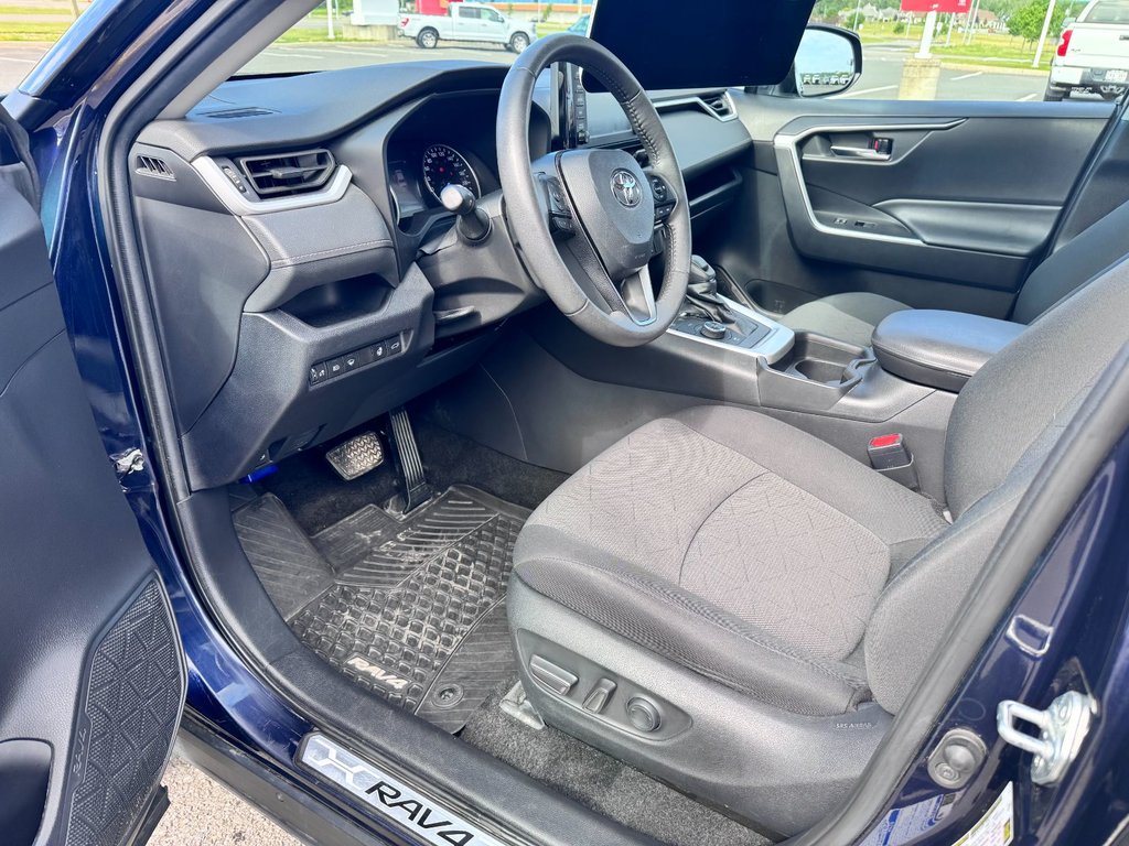2021 Toyota RAV4 XLE HYBRID in Grand Falls, New Brunswick - 14 - w1024h768px