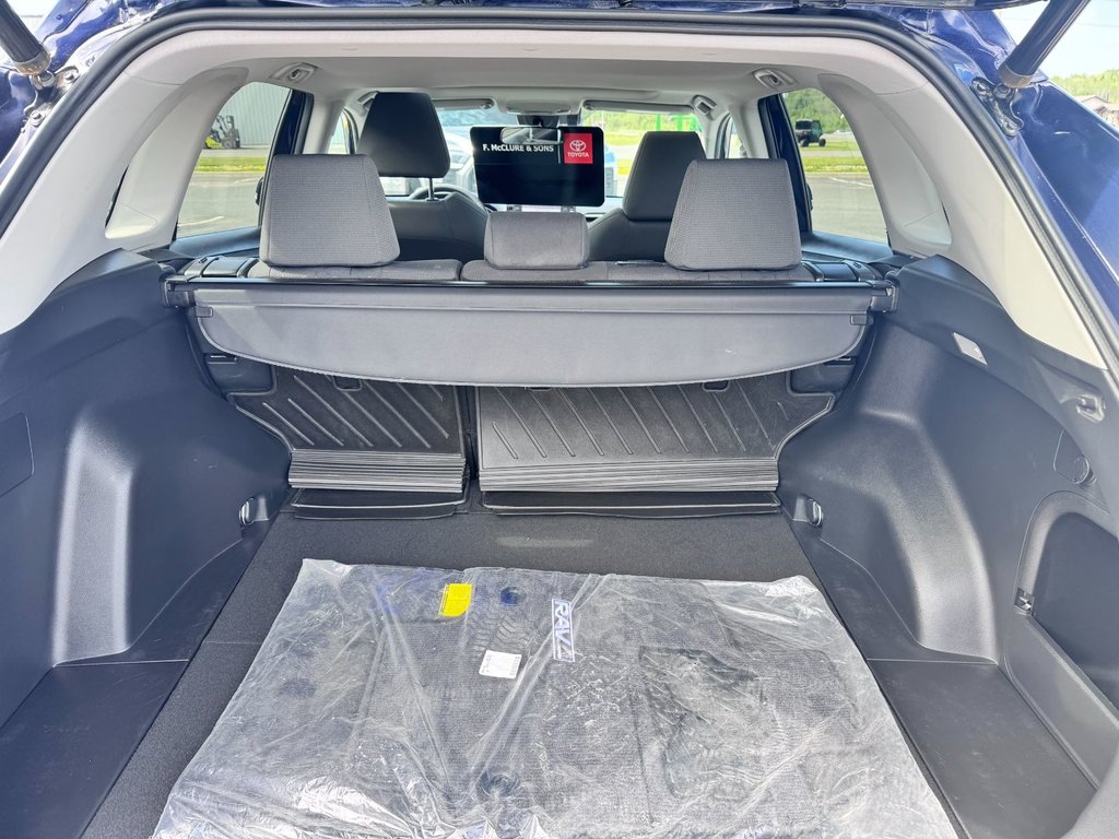 2021 Toyota RAV4 XLE HYBRID in Grand Falls, New Brunswick - 11 - w1024h768px