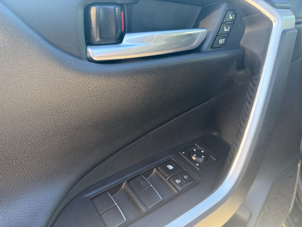 2021 Toyota RAV4 Hybrid Limited in Grand Falls, New Brunswick - 16 - w1024h768px
