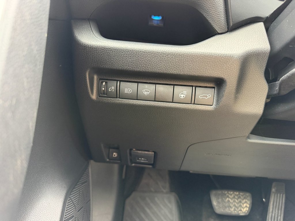 Toyota RAV4 Hybrid XSE 2021 à Grand-Sault, Nouveau-Brunswick - 15 - w1024h768px