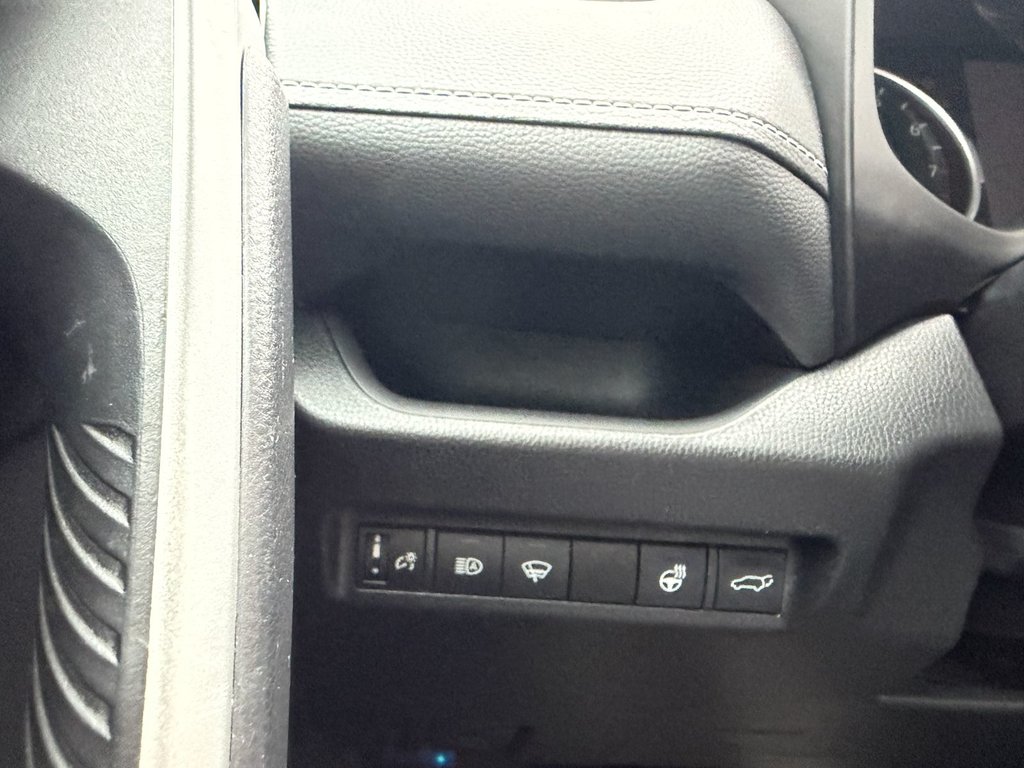 Toyota RAV4 XLE 2021 à Grand-Sault, Nouveau-Brunswick - 15 - w1024h768px