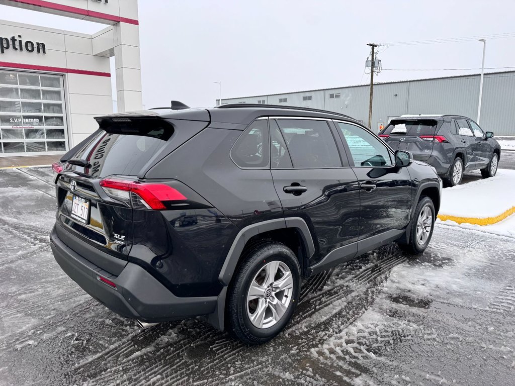 2022 Toyota RAV4 XLE in Grand Falls, New Brunswick - 4 - w1024h768px