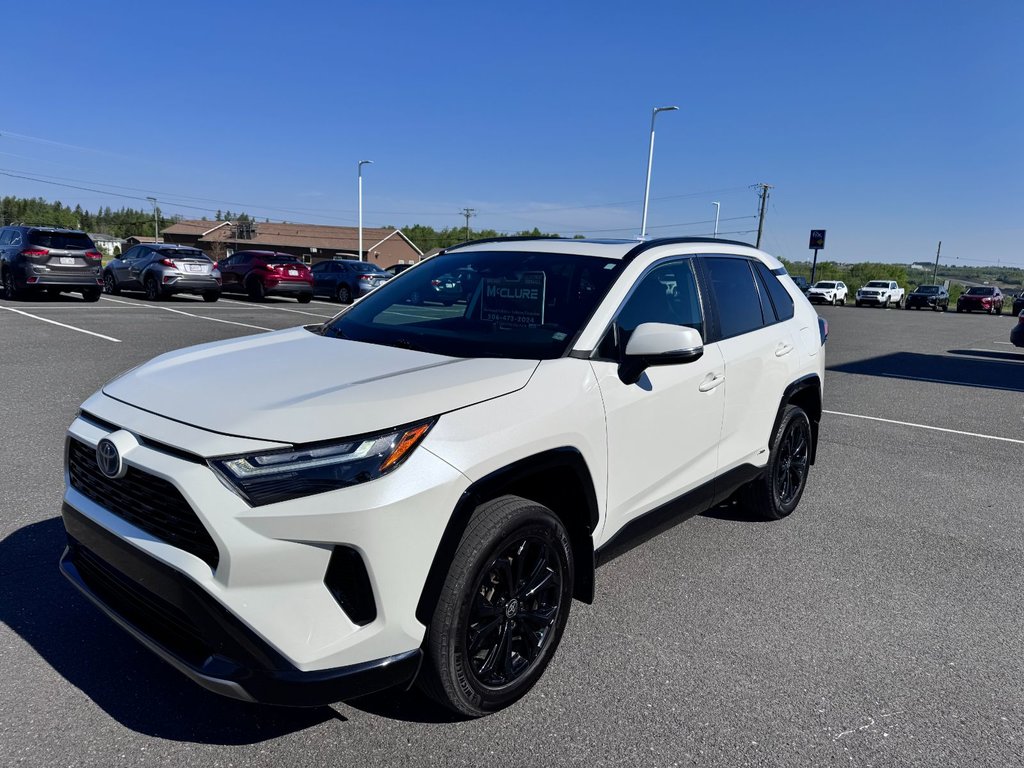 Toyota RAV4 Hybrid SE 2022 à Grand-Sault, Nouveau-Brunswick - 8 - w1024h768px