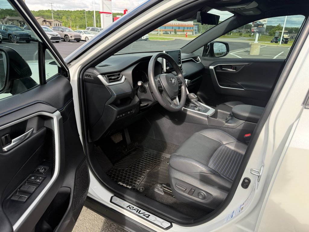 2022 Toyota RAV4 Hybrid XSE in Grand Falls, New Brunswick - 14 - w1024h768px