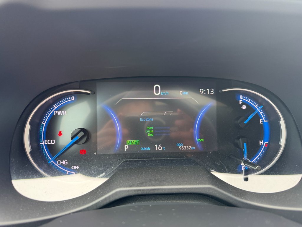 2022 Toyota RAV4 Hybrid XSE in Grand Falls, New Brunswick - 16 - w1024h768px